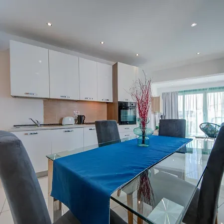 Apartman Sapphire Residences - & Penthouse In By Shortletsmalta