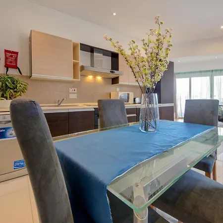 Apartmán Sapphire Residences - & Penthouse In By Shortletsmalta Sliema