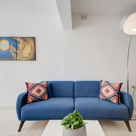 Sapphire Residences - & Penthouse In By Shortletsmalta