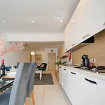 Апартаменты Sapphire Residences - & Penthouse In By Shortletsmalta *