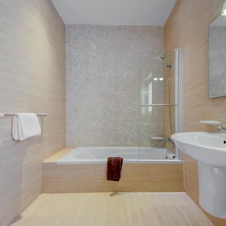 Sapphire Residences - & Penthouse In By Shortletsmalta