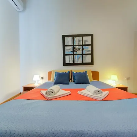 Sapphire Residences - & Penthouse In By Shortletsmalta * Sliema
