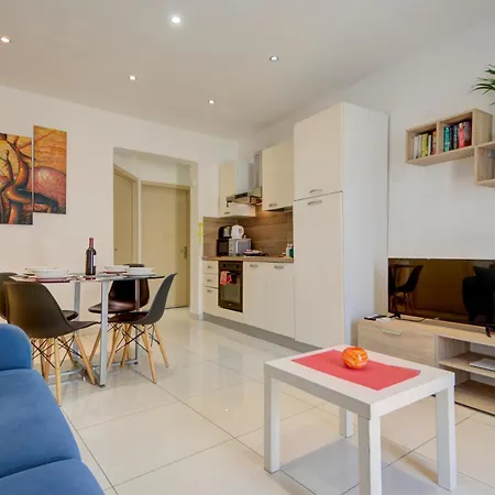 Sapphire Residences - & Penthouse In By Shortletsmalta Apartment Sliema