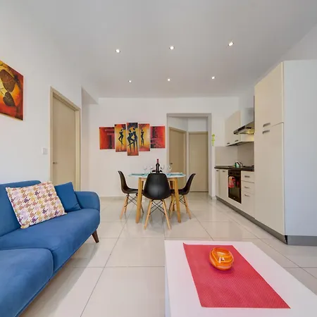 Sapphire Residences - & Penthouse In By Shortletsmalta Apartment Sliema