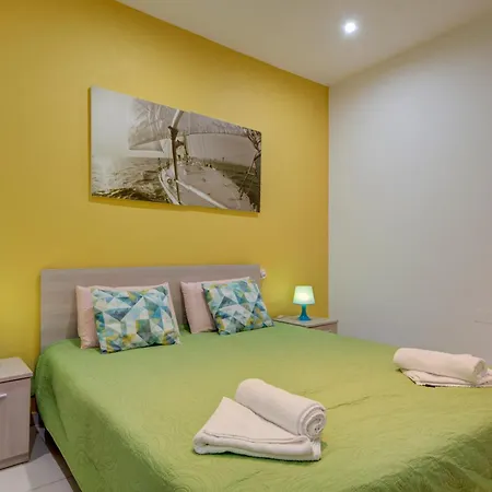 Sapphire Residences - & Penthouse In By Shortletsmalta