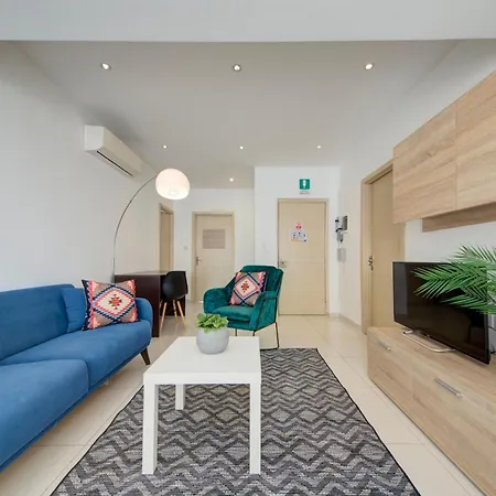 Apartment Sapphire Residences - & Penthouse In By Shortletsmalta Sliema