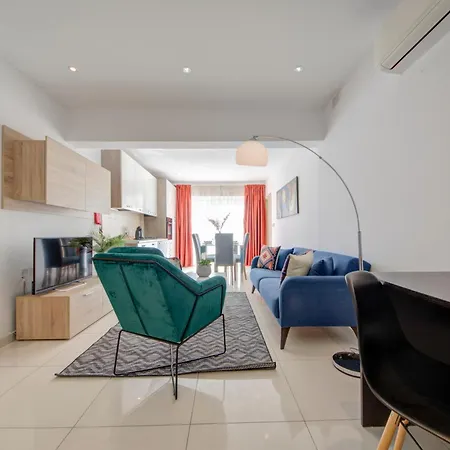 Sapphire Residences - & Penthouse In By Shortletsmalta * Sliema