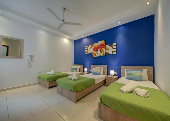 Sapphire Residences - & Penthouse In By Shortletsmalta