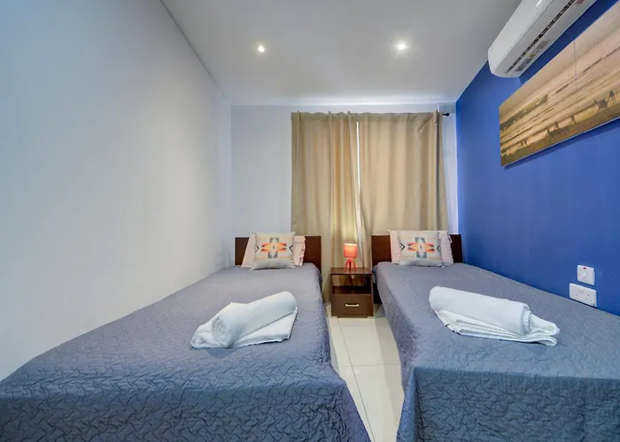 Sapphire Residences - & Penthouse In By Shortletsmalta Διαμέρισμα Σλιέμα