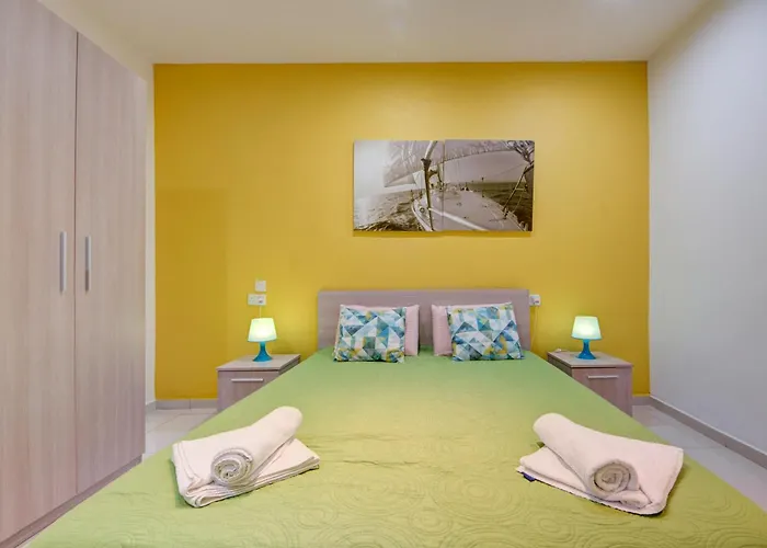 Sapphire Residences - & Penthouse In By Shortletsmalta Διαμέρισμα *