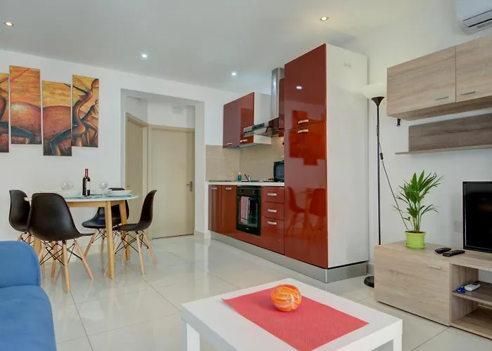 Sapphire Residences - & Penthouse In By Shortletsmalta * Σλιέμα