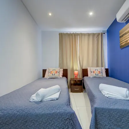 Sapphire Residences - & Penthouse In By Shortletsmalta شقة سليمة